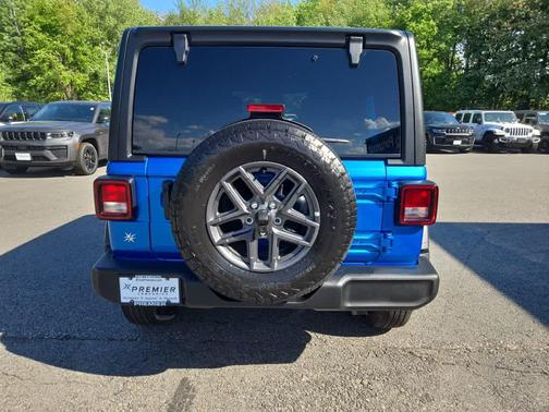 Hydro Blue Pearlcoat 2026 Jeep Wrangler Sport S