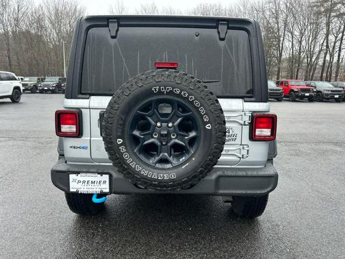 Silver Zynith Clearcoat 2023 Jeep Wrangler 4xe Base