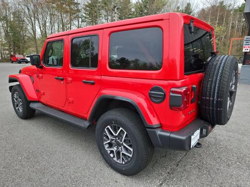 Anvil Clearcoat 2026 Jeep Wrangler 4-Door Sahara 4x4