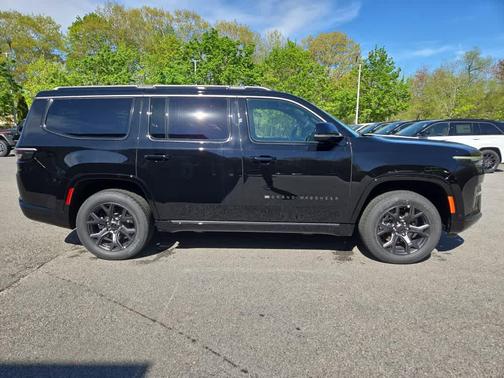 High Gloss Black 2026 Jeep Grand Wagoneer Limited Altitude 4x4