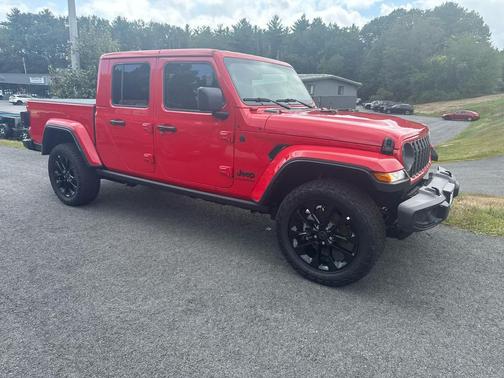 2025 Jeep Gladiator Nighthawk