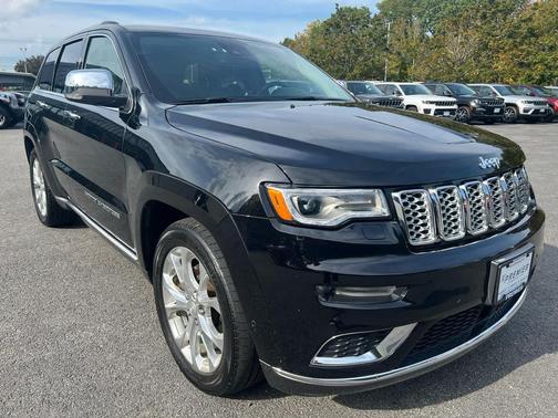 2020 Jeep Grand Cherokee Summit