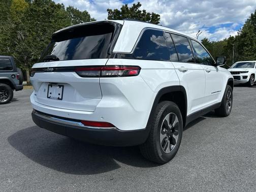 2023 Jeep Grand Cherokee 4xe Base