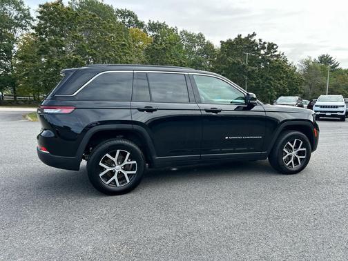 2024 Jeep Grand Cherokee Limited X