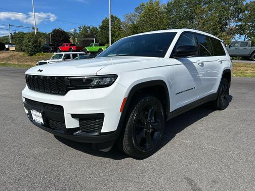 2022 Jeep Grand Cherokee L Altitude