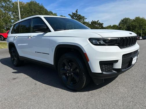 2022 Jeep Grand Cherokee L Altitude