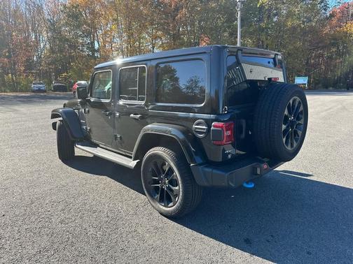 2022 Jeep Wrangler Unlimited 4xe Sahara