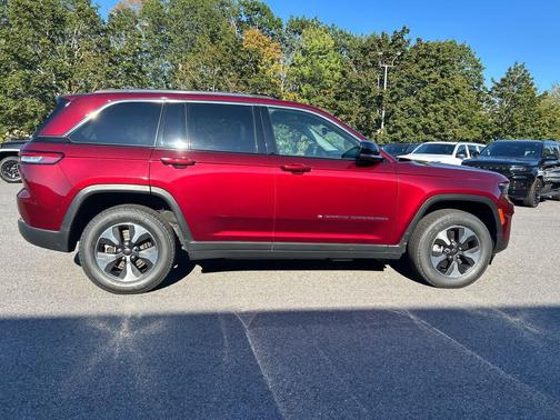 2023 Jeep Grand Cherokee 4xe Base