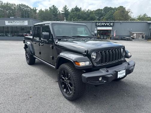 2025 Jeep Gladiator Nighthawk