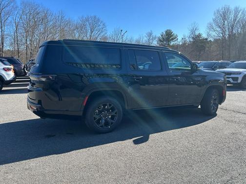 High Gloss Black 2026 Jeep Grand Wagoneer L Limited Altitude 4x4