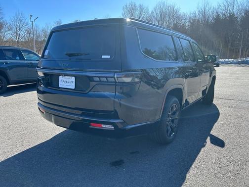 High Gloss Black 2026 Jeep Grand Wagoneer L Limited Altitude 4x4