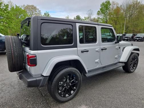 Silver Zynith Clearcoat 2023 Jeep Wrangler 4xe Sahara