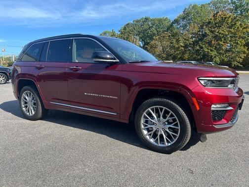 2025 Jeep Grand Cherokee Summit