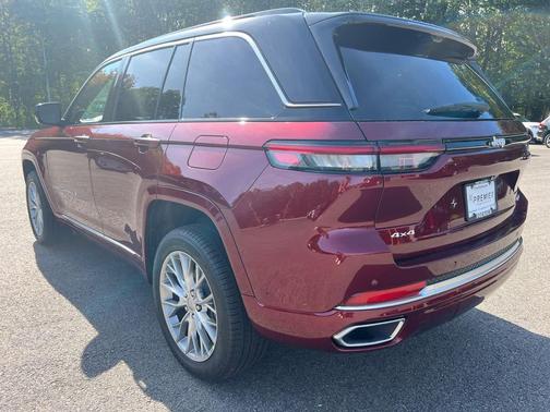 2025 Jeep Grand Cherokee Summit