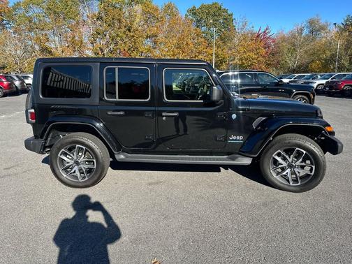 2024 Jeep Wrangler 4xe Sport S