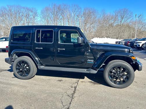 2022 Jeep Wrangler Unlimited 4xe Sahara