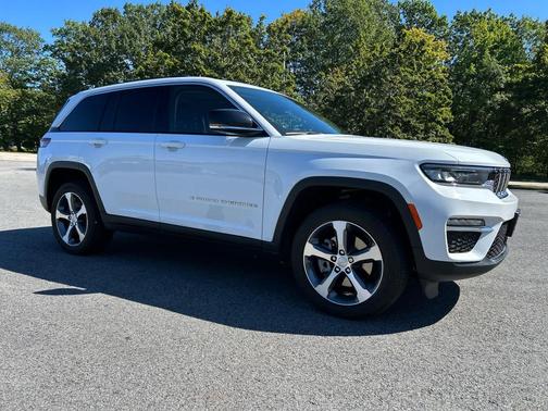 2023 Jeep Grand Cherokee 4xe Base
