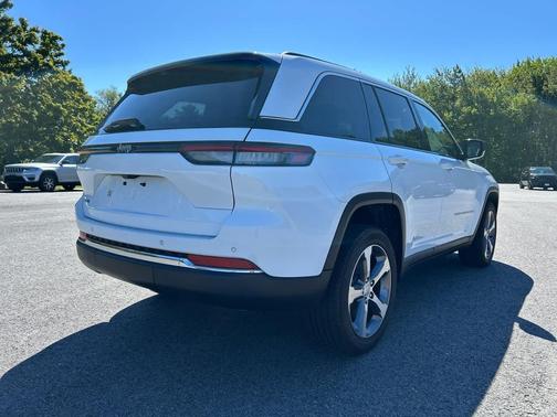 2023 Jeep Grand Cherokee 4xe Base