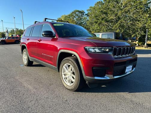 2022 Jeep Grand Cherokee L Laredo