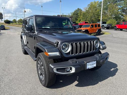 2025 Jeep Wrangler 4-Door Sahara 4x4