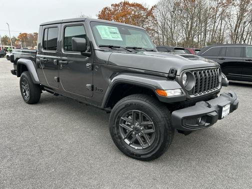 2026 Jeep Gladiator Sport S