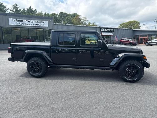 2025 Jeep Gladiator Willys