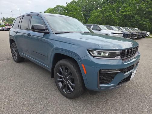 Steel Blue 2026 Jeep Grand Cherokee Limited