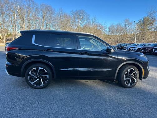 2022 Mitsubishi Outlander SEL