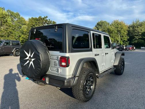 2024 Jeep Wrangler 4xe Willys