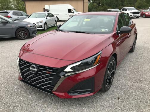 2024 Nissan Altima 2.5 SR