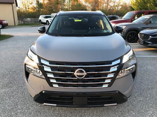 2025 Nissan Rogue Platinum