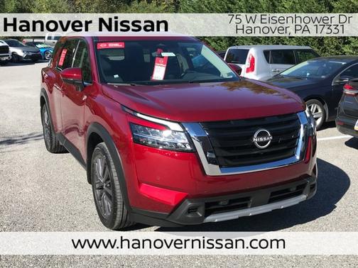2023 Nissan Pathfinder SL