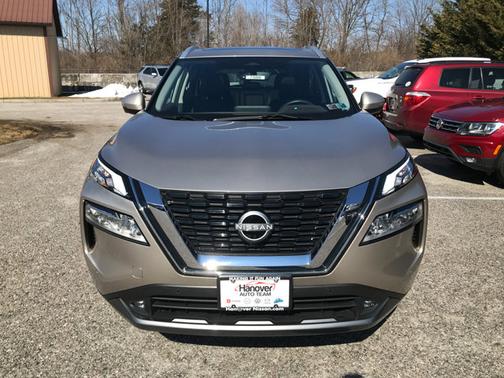 2022 Nissan Rogue SL