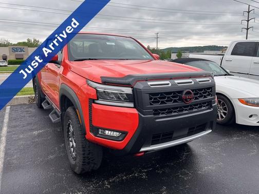 Afterburn Orang 2025 Nissan Frontier PRO-4X