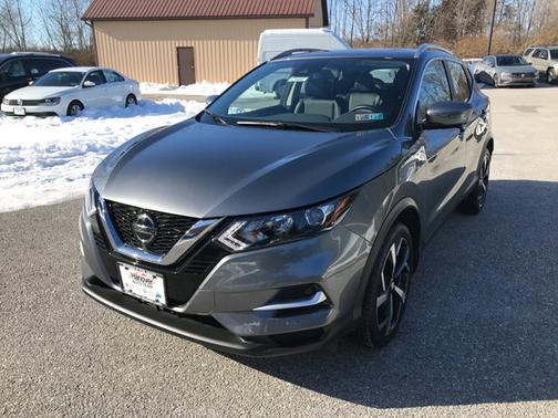 2022 Nissan Rogue Sport SL