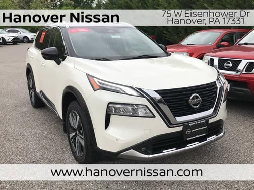 White / Black 2021 Nissan Rogue Platinum