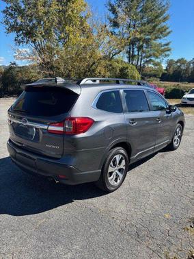 2022 Subaru Ascent Premium 8-Passenger