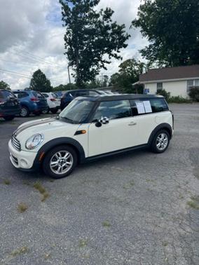 Tan 2013 MINI Clubman Clubman
