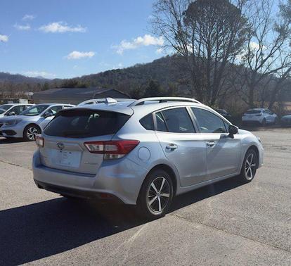 2019 Subaru Impreza 2.0i Premium