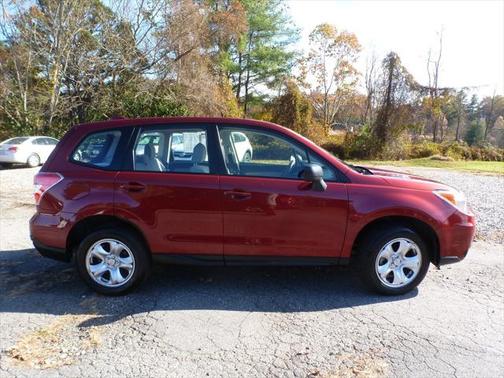 2016 Subaru Forester 2.5i