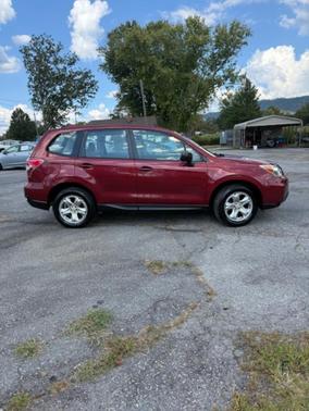 2016 Subaru Forester 2.5i