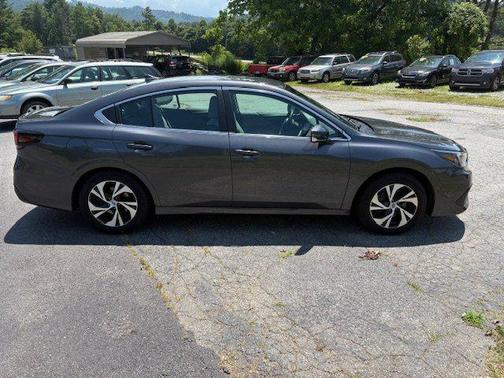 2022 Subaru Legacy Premium