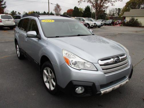Photo 4 of 23 of 2014 Subaru Outback 2.5i Limited