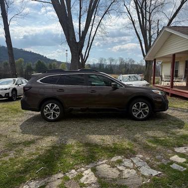 Brown 2020 Subaru Outback Limited