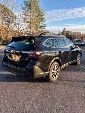 2022 Subaru Outback Base