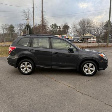 2016 Subaru Forester 2.5i