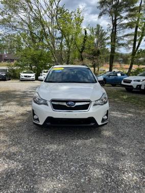 White 2016 Subaru Crosstrek 2.0i Premium