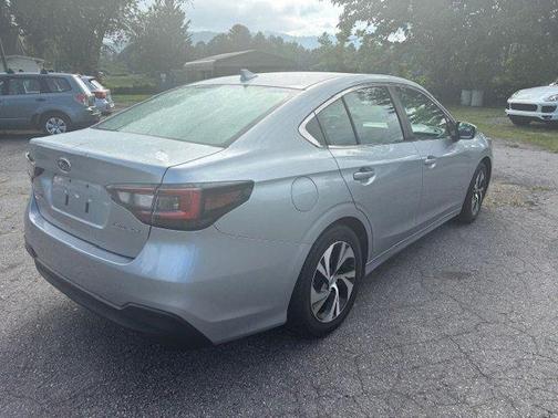 2022 Subaru Legacy Premium