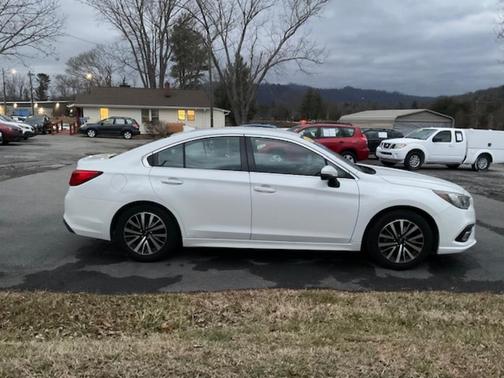 2018 Subaru Legacy Premium