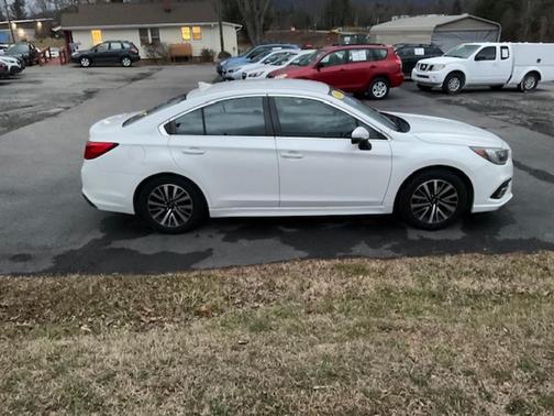 2018 Subaru Legacy Premium